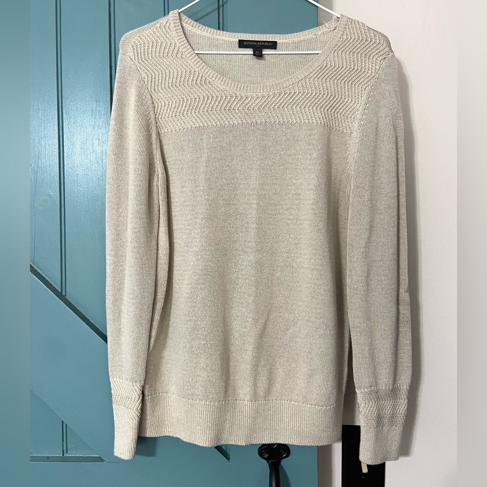 Banana Republic Women's Cream Sweater Size Medium